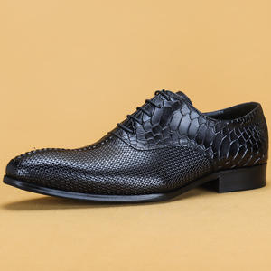 Nouvelles chaussures Oxford carrées en cuir véritable pour hommes, style européen, à lacets, pour tenue de cérémonie, adaptées aux jeunes et aux mariages - Product Image 6