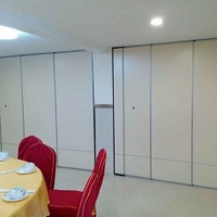 Système de cloison accordéon acoustique en MDF pliable et réglable, insonorisation, caractéristiques ignifuges pour entrepôt, école
