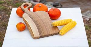 Tabla de Cortar de Madera Natural Premium con Mango, Tabla de Cortar para Cocina, Bandeja para Servir, Madera de Acacia Ecológica - Product Image 6