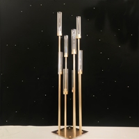 Candélabre moderne en métal doré et verre à 8 bras, centre de table décoratif pour mariage et événements, Simpson SPS-12 H 126cm