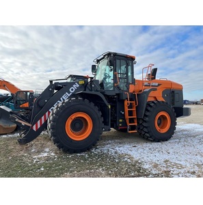 Prix usine DEVELON DL580-7 Chargeuse sur pneus 35,6 tonnes 6,4 m³ pour déneigement et manutention de matériaux pour grands projets de construction - Product Image 1