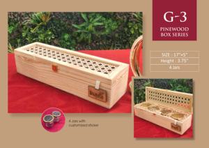 กล่องของขวัญไม้สนทำมือ G-3 ขนาด 17x5x3.75 นิ้ว 4 ช่องใส่ขวด ถาดสีทอง ดีไซน์ดั้งเดิม งานฝีมือศิลปะ ศาสนา - Product Image 3