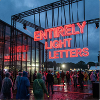 Lettres lumineuses de luxe à 360 degrés, enseignes murales 3D LED, événements de mode, galerie d'art, signalétique de logo en acrylique étanche IP65 pour voiture, usine de signalétique
