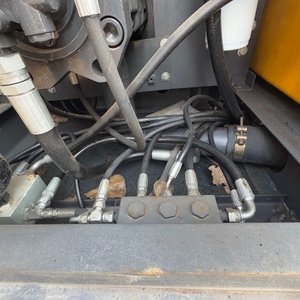 รถขุดมือสอง Volvo EC210 ขนาด 21 ตัน สภาพดีเยี่ยมจากสวีเดน เหมาะสำหรับงานก่อสร้าง - Product Image 3
