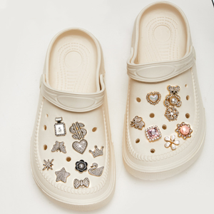 <strong>Croc</strong> Charms Luxury Designer Bag Charm Shoe Buckles with Flash Decorations Metal Buckles for Party Footwear &amp; Clothing - Product Image 5
