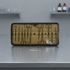 Ensemble d'instruments chirurgicaux 12 pièces, outils de chirurgie générale manuels, certifiés CE classe I, étui vert - Product Image 4