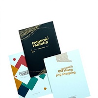 Brochure personnalisée à trois volets découpée au laser, écologique, recyclable, en papier couché, avec pelliculage et échantillons de couleurs |   Impression personnalisée