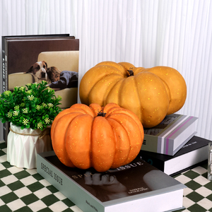 Decorazioni autunnali di zucca grandi piccole <span class=keywords><strong>zucche</strong></span> finte di plastica in schiuma per esterni per <span class=keywords><strong>zucche</strong></span> artificiali di raccolto autunnale di Halloween - Product Image 1