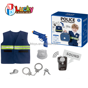 Nouveauté Lucky Toys : Ensemble complet avec gilet réfléchissant, sac, talkie-walkie, badge, <span class=keywords><strong>menottes</strong></span> et sifflet - Product Image 4
