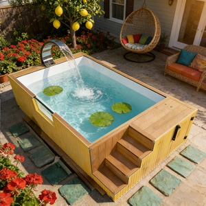 Piscine moderne avec des lignes nettes et une finition intérieure en carreaux de verre réfléchissants - Product Image 2