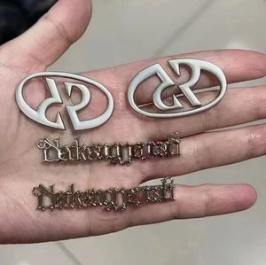 Insignias Metálicas y Logotipos Metálicos para Bolsos de Buena Calidad y Precio Competitivo en China - Product Image 2