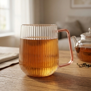 Tasse à café en verre borosilicate à double paroi Emode avec poignée colorée, 350 ml, compatible micro-ondes et lave-vaisselle, design moderne - Product Image 6