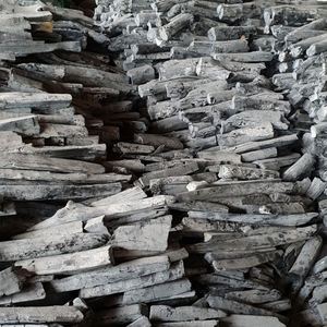 Greenlife Asie JSC Charbon de bois blanc de qualité supérieure Prix d'usine compétitif au Vietnam - Product Image 3