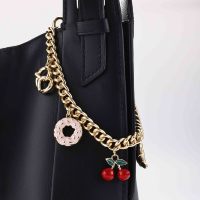 Porte-clés tendance printemps-été avec pendentif mignon fruits et océan, mousqueton doré, cerise et étoile de mer, accessoire de sac à main à la mode, cadeau pour femme