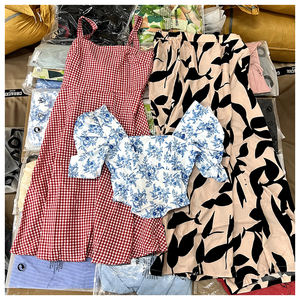 โรงงานขายส่งเสื้อผ้าผู้หญิง ชุดเซ็ต เบลส์ Lovitos กล่องเสื้อผ้าหายาก Lovitos เสื้อผ้ามือสอง Lovitos เบลส์เสื้อผ้าแบรนด์เนมใหม่ - Product Image 1