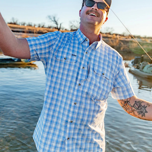 เสื้อเชิ้ตตกปลาแบบติดกระดุม UPF50 ออกแบบเองได้ ขนาดใหญ่พิเศษ ดีไซน์ทันสมัย มีกระเป๋า มีโลโก้ - Product Image 1