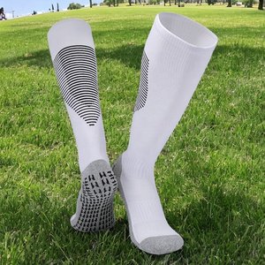 Calcetines Deportivos Juveniles de Primera Calidad, Personalizables <span class=keywords><strong>en</strong></span> Tamaño y Color, Antideslizantes con Agarre de Silicona, Compresión <span class=keywords><strong>en</strong></span> <span class=keywords><strong>la</strong></span> Parte Inferior, Ecológicos - Product Image 1