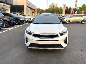 Buen Precio para <span class=keywords><strong>Kia</strong></span> <span class=keywords><strong>Stonic</strong></span> 2021 1.4L CVT Versión Fun Enjoyment con Techo Solar, Auto Usado en Buenas Condiciones, en Existencia, Gran Venta - Product Image 2