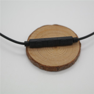 Cable de extensión para auriculares con micrófono, conector de 3,5 mm, negro, 20 cm, para dispositivos digitales, control de volumen y gestión de llamadas - Product Image 4
