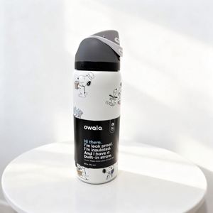 Bouteille d'eau sport isotherme OWALA personnalisée en acier inoxydable rouge cerise, double paroi sous vide, avec poignée, grande capacité, pour usage extérieur - Product Image 4