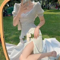 Robe d'été style français vintage amincissante mi-mollet à manches bouffantes à pois