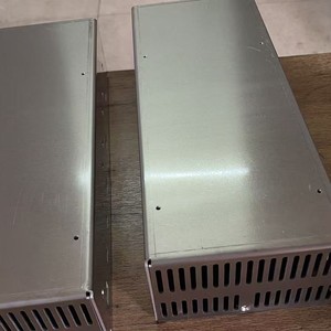 Boîtiers en tôle d'acier inoxydable sur mesure Shuntian, découpés au laser et usinés pour équipements d'automatisation logistique - Product Image 3