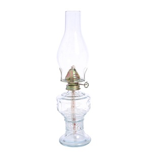 <span class=keywords><strong>Lampe</strong></span> <span class=keywords><strong>à</strong></span> <span class=keywords><strong>huile</strong></span> au kérosène en résine vintage faite <span class=keywords><strong>à</strong></span> la main, grande lanterne classique en relief, décoration intérieure, fêtes de mariage, intérieur, 1 couleur - Product Image 1