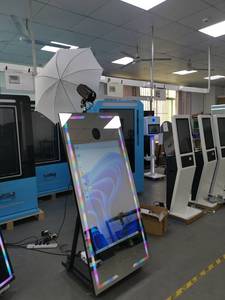 Kiosque Photomaton Miroir Magique avec Appareil <span class=keywords><strong>Photo</strong></span> et Imprimante – Machine High-Tech pour des Photos Inoubliables - Product Image 1