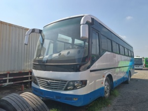 คุณ Tong รถบัสมือสองสุดหรู ZK6106D 45ที่นั่งแบบเตียงคู่ในราคาถูก - Product Image 2