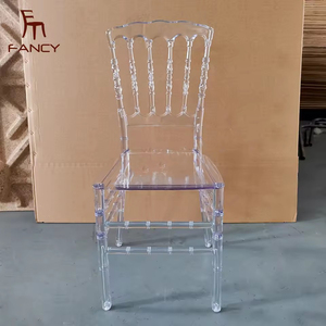Chaises Chiavari empilables en acrylique transparent, best-seller, pour hôtels, banquets, salons, appartements et événements - Product Image 1