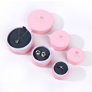 Caja de Joyería de Cartón Rígido Personalizada de Fábrica para Anillos, Collares, Pendientes, Embalaje de Regalo con Características de Laminación Mate y Relieve - Product Image 2