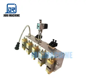 Hoge Kwaliteit China Leveranciers Fabriek Groothandel Hot Melt Lijm Machine Lijm Applicator Machine Met Automatische Lijmpistool