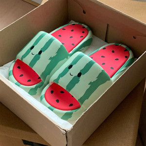 XIXITIAO Ciabatte Estive a Forma di Anguria per Ragazze, Scarpe Antiscivolo per Doccia e Piscina, Morbide Pantofole EVA da Esterno con Solette Rimovibili - Product Image 1