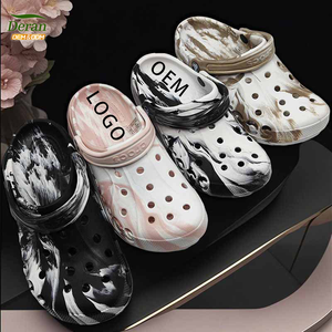 DERAN OEM Classiques Chaussures de Plage Mixtes Adulte Personnalisées Sabots EVA Chaussures Momie Claquettes en Mousse Recyclée Vente en Gros Sabots Homme - Product Image 1