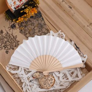 Éventail pliant en bois écologique avec logo personnalisé pour mariages, éventails en tissu - Product Image 1