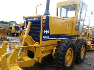 Motoniveladora Komatsu GD623A -1 Motor Usada - Product Image 3
