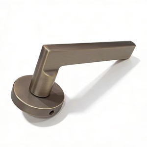 Set di Maniglie per Porte Interne Moderne in Nero Spazzolato per Casa e Appartamento - Product Image 6