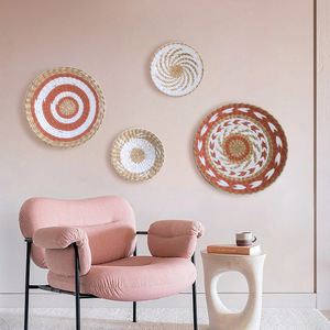Assiette ronde tissée à la main en herbe naturelle, style marocain, décoration murale bohème pour salon et chambre. - Product Image 3