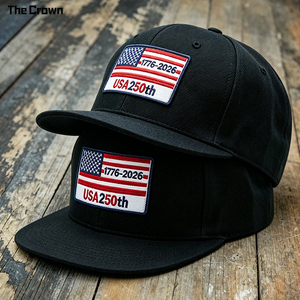 Casquette Snapback 6 Panneaux en Toile Denim Y2K Hip Hop avec Logo Personnalisé, Bord Plat, Broderie Noire, Vente en Gros pour l'Extérieur - Product Image 1