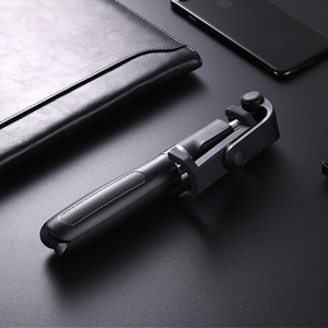 Easy Carring Photo Bluetooth <span class=keywords><strong>Selfie</strong></span> <span class=keywords><strong>Stick</strong></span> With Tripod Model <span class=keywords><strong>L01</strong></span> <span class=keywords><strong>Selfie</strong></span> <span class=keywords><strong>Stick</strong></span> - Product Image 6