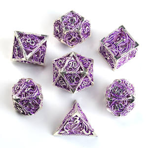 Vente en gros d'usine, jeu de dés en métal creux, emballage personnalisé, dés en métal polyédriques, dés D&D RPG pour jeux de table - Product Image 5