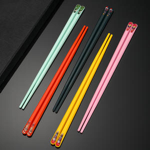 Baguettes en alliage durable, lot de 5, couleur unie, antibactériennes, vaisselle de table domestique, boîte cadeau, style chinois, baguettes à pointe pointue - Product Image 2