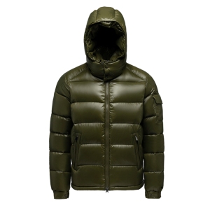 Veste matelassée en duvet blanc Bechance pour femmes, conçue pour le confort urbain en hiver - Product Image 2