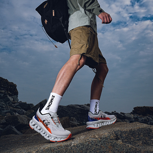 Chaussures de course légères pour hommes de haute qualité, baskets décontractées tendance avec semelle intérieure en caoutchouc, style sportif et élégant, livrées en boîte - Product Image 3