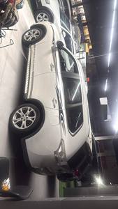 มิตซูบิชิ เอาท์แลนเดอร์ <span class=keywords><strong>PHEV</strong></span> ปี 2019 ขับเคลื่อน 4 ล้อ ไฮบริด เกียร์อัตโนมัติ เบาะหนัง ภายในสีเข้ม ขนาดยาง R20 พวงมาลัยซ้าย แร็คหลังคาอะลูมิเนียม - Product Image 4