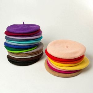 Bérets en laine unis personnalisés pour enfants, bérets unis pour la vente en gros, fabrication de chapeaux perlés - Product Image 1