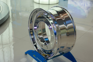 22.5X9ล้ออะลูมิเนียมอัลลอยด์ปลอมแปลงรถบรรทุกยุโรปรถบรรทุกอเมริกันทนทานน้ำหนักเบาประหยัดเชื้อเพลิง - Product Image 3