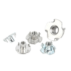 Inserto Roscado Resistente a la Corrosión, Tuerca en T de 4 Puntas, Tuercas de Cuatro Garras, Acero al Carbono, Zincado, Grado 8.8/10.9, M4 M5 M6 - Product Image 5