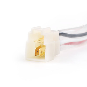 วาล์วโซลินอยด์ตัดน้ำมันเครื่องยนต์ดีเซลยันมาร์ 4TNV94L-SFN รุ่นใหม่ รุ่น V2403 สตาร์ทเตอร์ สำหรับงานก่อสร้าง หมายเลขอะไหล่ 119653-77950 - Product Image 4