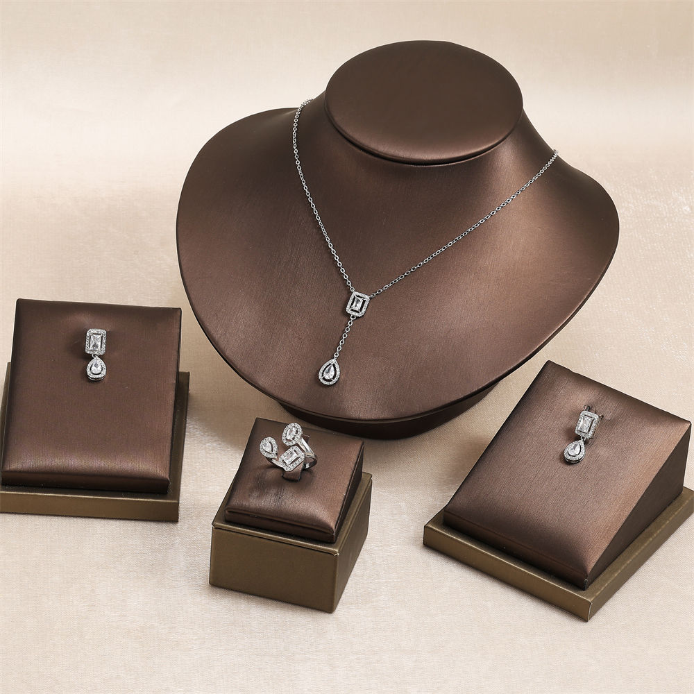 SP3419-ทองคำขาว